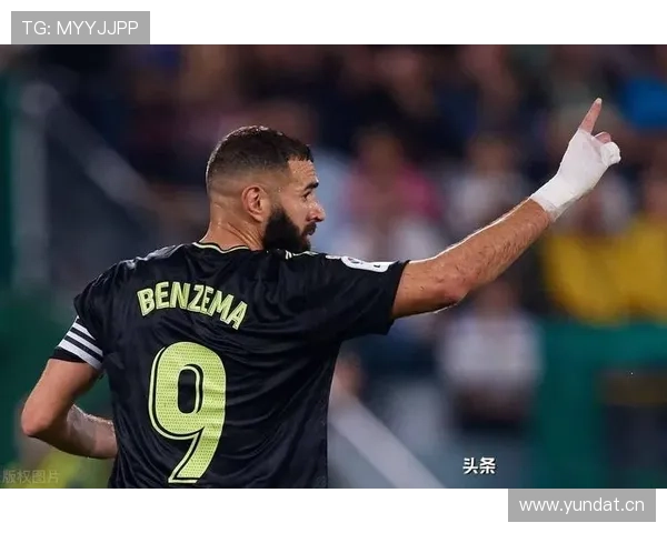 巴尔韦德:从后插上中场到右路爆点的角色演变分析