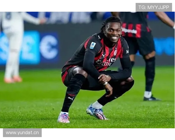 莱奥 vs 马丁内利:同代边锋的战术角色与终结效率对比