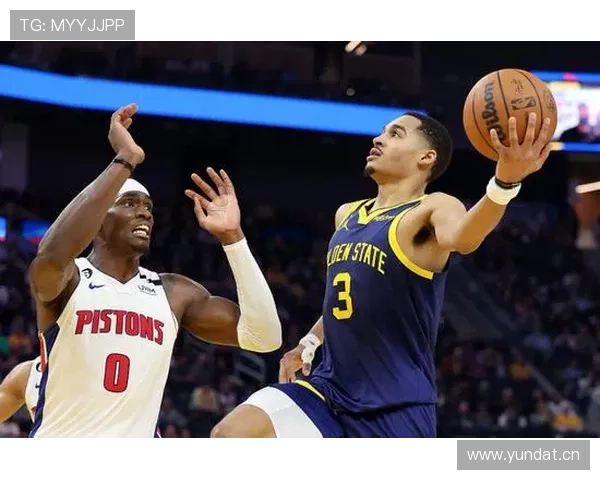 米切尔·罗宾逊内线防守强化篮板对比显著提升球队护筐效率